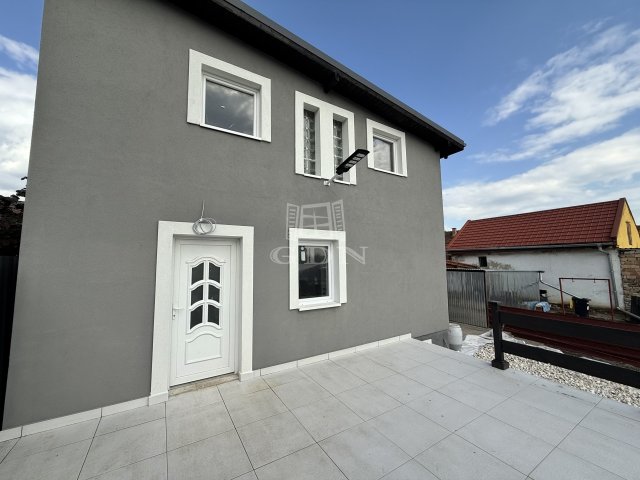 Kiadó sorház, albérlet, Budapesten, XXIII. kerületben, 3 szobás