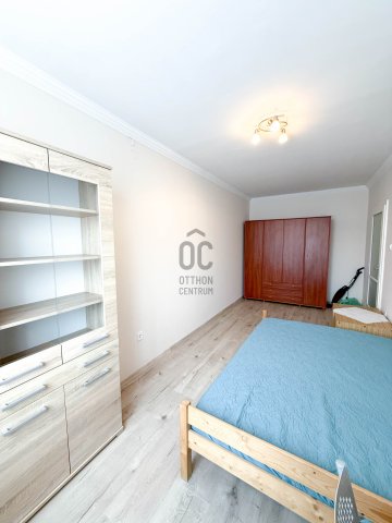 Kiadó panellakás, albérlet, Debrecenben 240 E Ft / hó, 2 szobás