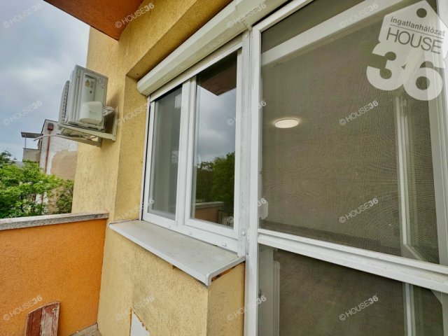 Eladó téglalakás, Kecskeméten 36.9 M Ft, 2 szobás