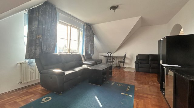 Kiadó téglalakás, albérlet, Debrecenben 400 E Ft / hó, 5 szobás