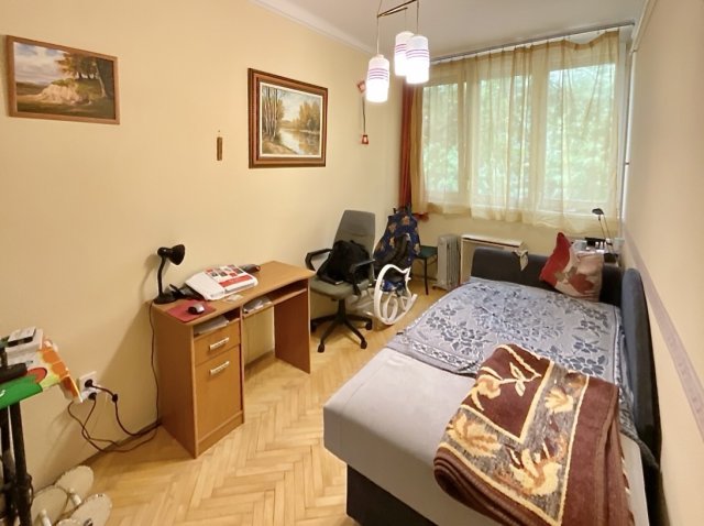 Eladó téglalakás, Szolnokon 4.1 M Ft, 2 szobás