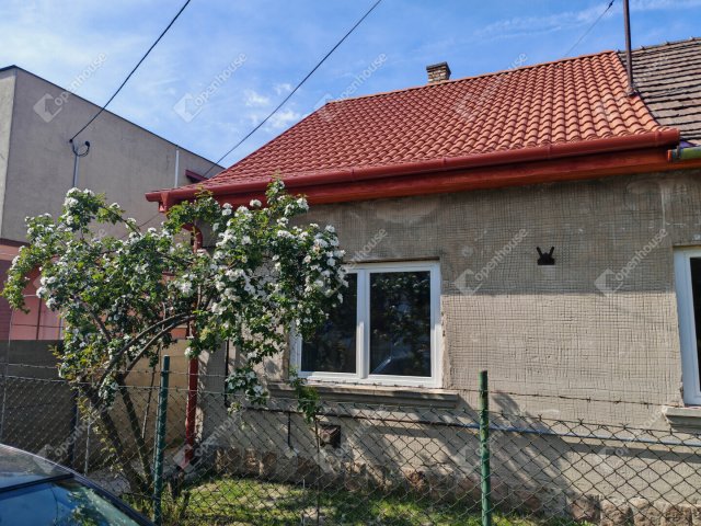 Eladó családi ház, Gyömrőn 32 M Ft, 1 szobás