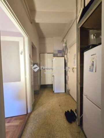 Eladó téglalakás, Budapesten, X. kerületben 38 M Ft, 1 szobás