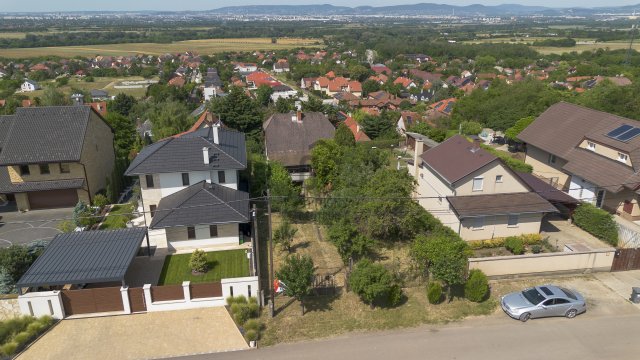 Eladó családi ház, Csömörön 84.9 M Ft, 2 szobás