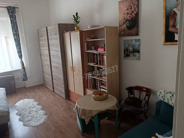 Eladó családi ház, Békéscsabán 25.5 M Ft, 1+1 szobás