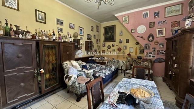 Eladó családi ház, Budakeszin 74.9 M Ft, 2 szobás