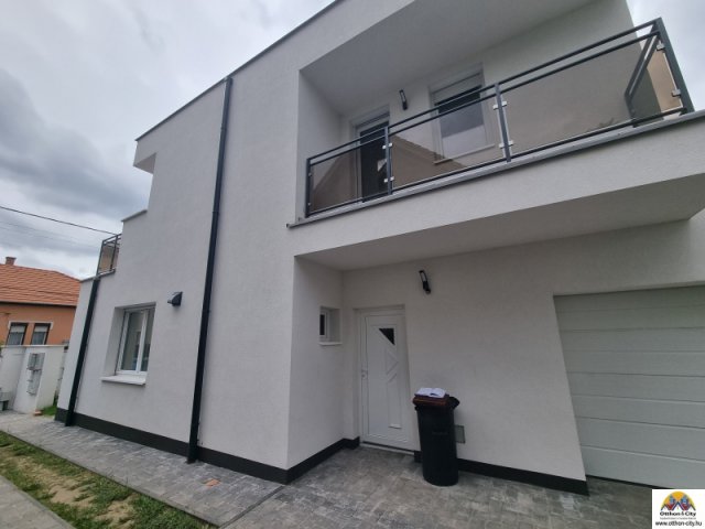 Eladó ikerház, Budapesten, XVIII. kerületben 160 M Ft, 4 szobás
