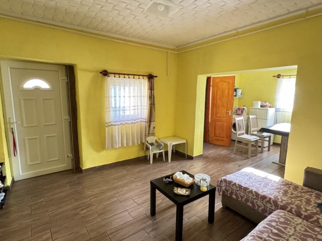Eladó családi ház, Jászapátiban 12.9 M Ft, 2 szobás