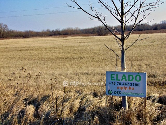 Eladó ipari ingatlan, Balatonkeresztúron 199 M Ft