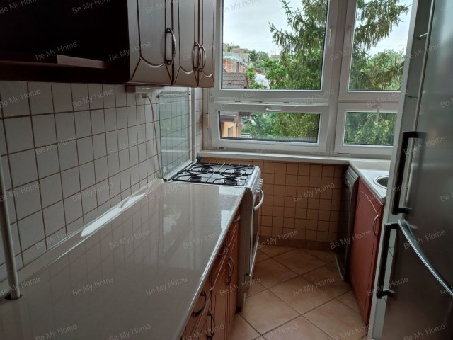 Kiadó panellakás, albérlet, Budapesten, II. kerületben, 3 szobás
