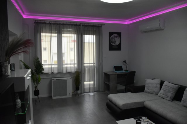 Kiadó téglalakás, albérlet, Debrecenben 250 E Ft / hó, 2 szobás