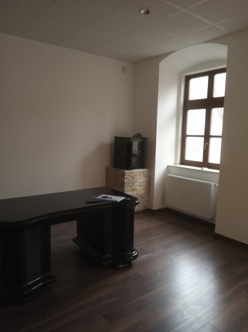 Kiadó iroda, Szekszárdon 239 E Ft / hó / költözzbe.hu