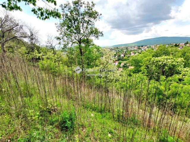 Eladó telek, Pécsett 59 M Ft / költözzbe.hu