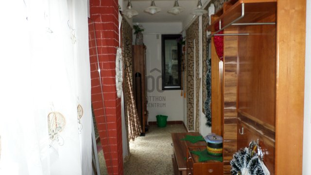 Eladó családi ház, Kunmadarason 21.9 M Ft, 3 szobás
