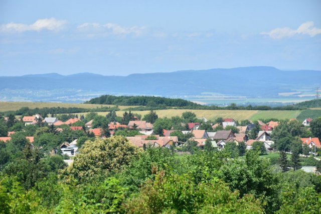 Eladó családi ház, Nagyorosziban 41.9 M Ft, 6 szobás