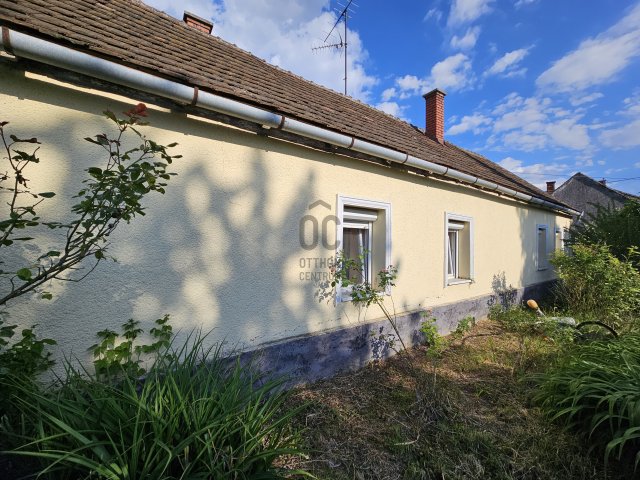 Eladó családi ház, Szarvaskendén 15.9 M Ft, 2 szobás
