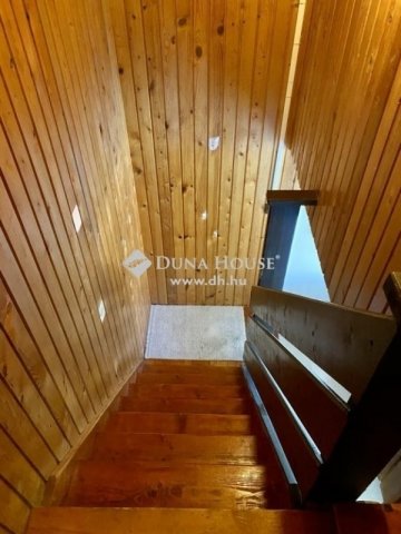 Eladó családi ház, Solymáron 79.9 M Ft, 2 szobás