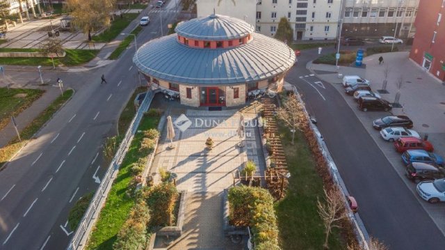 Eladó hotel, Zalaegerszegen, Kosztolányi Dezső utcában 230 M Ft