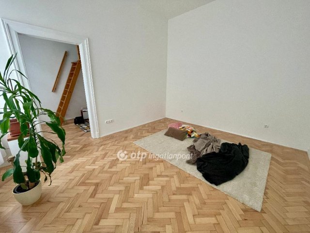 Eladó téglalakás, Budapesten, VIII. kerületben 66.5 M Ft