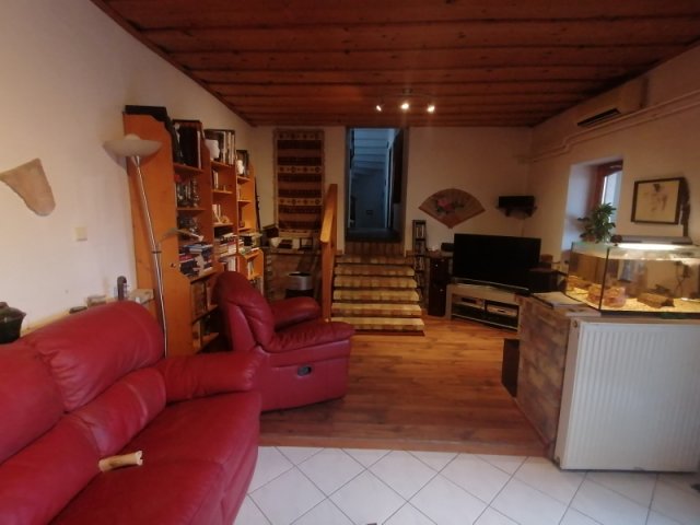 Eladó családi ház, Tinnyén 120 M Ft, 5 szobás