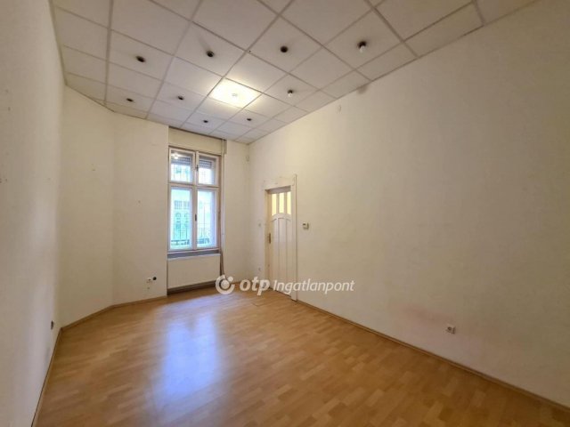 Eladó téglalakás, Budapesten, II. kerületben 99.9 M Ft