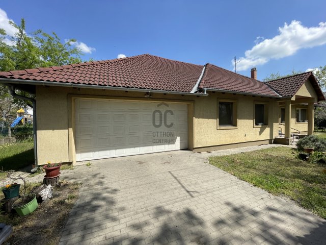Eladó családi ház, Kecskeméten 84.9 M Ft, 5 szobás