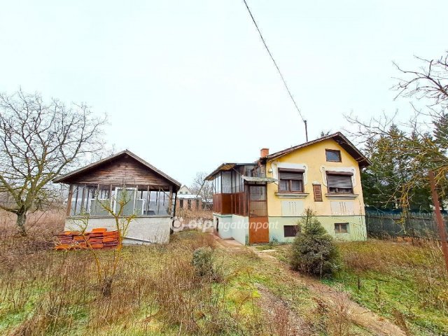 Eladó családi ház, Kecskeméten 12.9 M Ft, 1+1 szobás