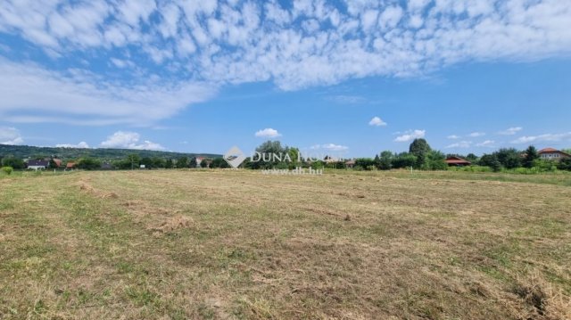 Eladó ikerház, Zsámbékon 99.9 M Ft, 3 szobás