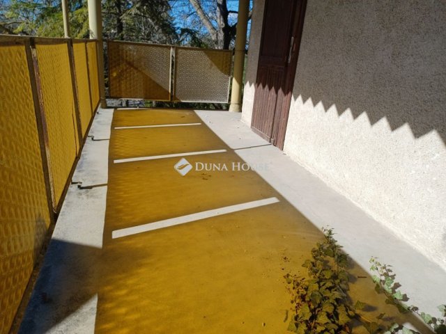 Eladó családi ház, Bicskén 19.4 M Ft, 2 szobás