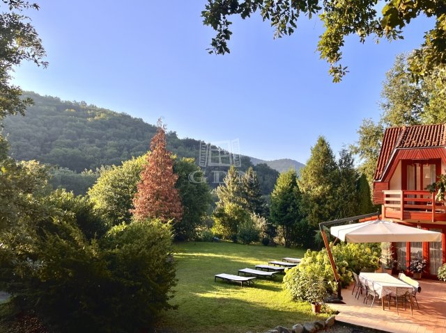 Eladó családi ház, Visegrádon 249 M Ft, 5 szobás