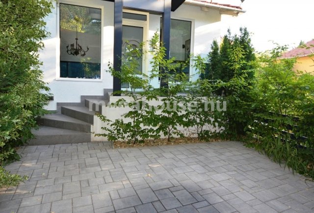 Eladó üzlethelyiség, Budaörsön 99 M Ft / költözzbe.hu