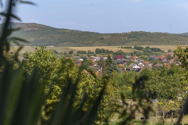 Eladó telek, Pilisvörösváron 89.9 M Ft / költözzbe.hu