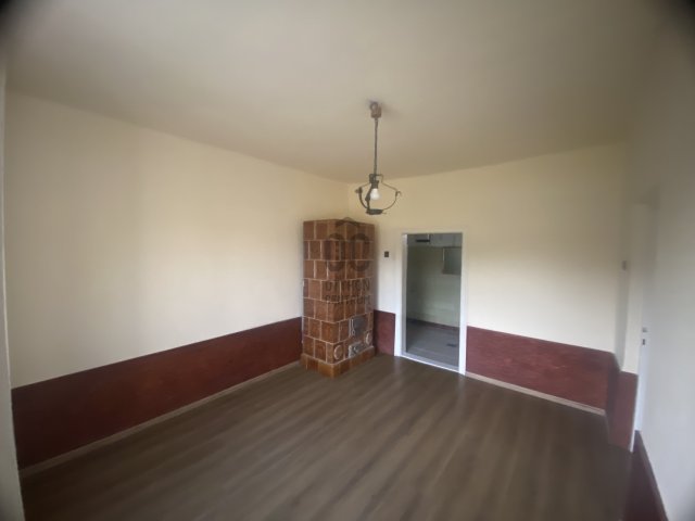 Eladó családi ház, Konyáron 8.6 M Ft, 2 szobás