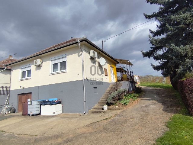 Eladó családi ház, Mádon 157.2 M Ft, 3 szobás