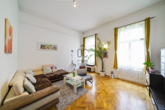 Eladó téglalakás, Budapesten, VI. kerületben 81.9 M Ft, 2 szobás