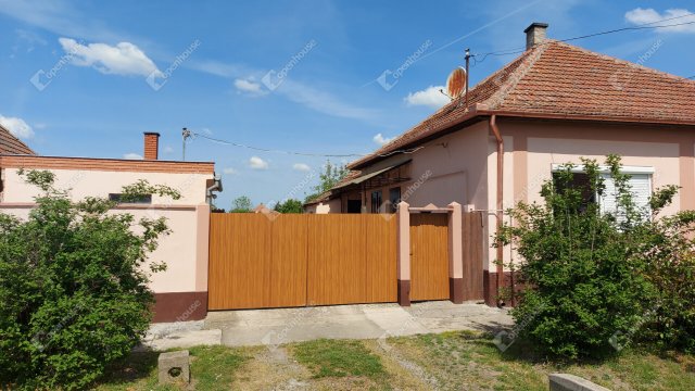 Eladó családi ház, Kétegyházán 13.5 M Ft, 3 szobás