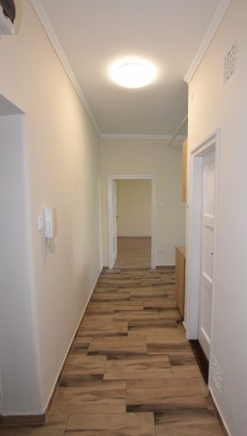 Kiadó téglalakás, albérlet, Debrecenben 195 E Ft / hó, 2 szobás