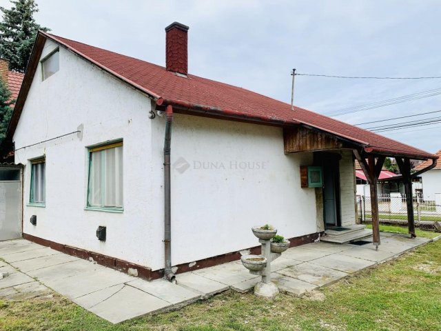 Eladó családi ház, Balatonmáriafürdőn 51.9 M Ft, 2 szobás