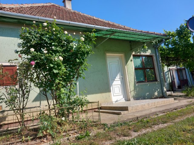 Eladó családi ház, Berettyóújfaluban 42.6 M Ft, 3 szobás