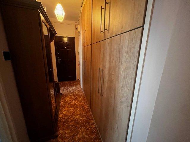 Eladó téglalakás, Oroszlányban 32 M Ft, 2 szobás