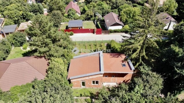 Eladó családi ház, Leányfaluban 69.9 M Ft, 3 szobás