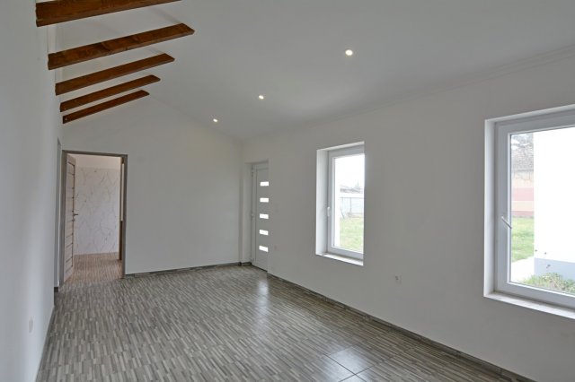 Eladó családi ház, Jászszentlászlón 34.9 M Ft, 3 szobás