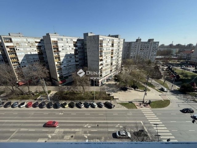 Eladó téglalakás, Kecskeméten 39.9 M Ft, 3 szobás