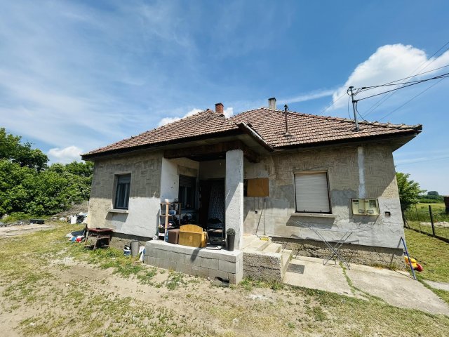 Eladó családi ház, Tápióbicskén, Zrínyi Miklós utcában