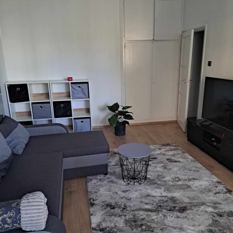 Kiadó téglalakás, albérlet, Debrecenben 220 E Ft / hó, 1 szobás