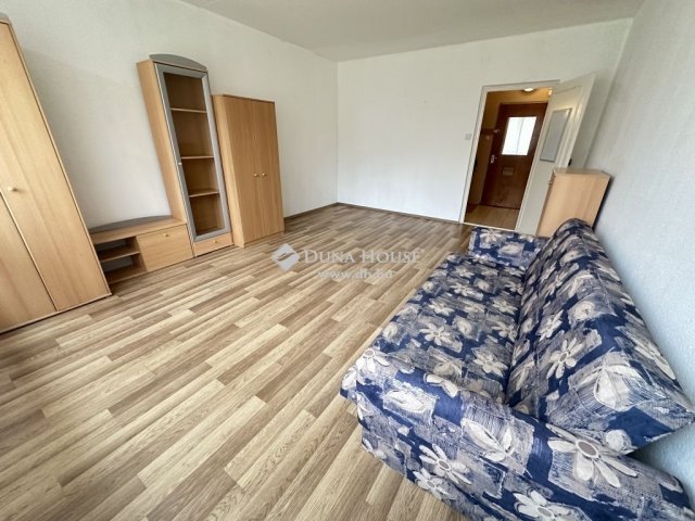 Eladó panellakás, Budapesten, X. kerületben 42 M Ft, 1 szobás