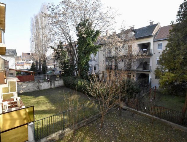 Eladó téglalakás, Budapesten, X. kerületben 71.5 M Ft, 3 szobás
