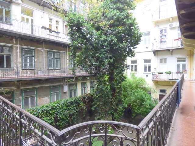 Eladó téglalakás, Budapesten, VIII. kerületben 36 M Ft, 1 szobás