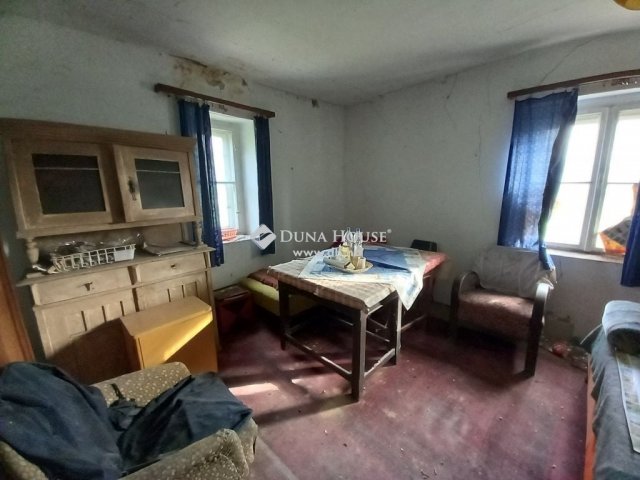Eladó családi ház, Tiszakécskén 32 M Ft, 3 szobás