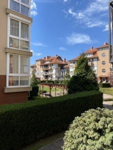 Eladó téglalakás, Budapesten, XIX. kerületben 96 M Ft, 3 szobás